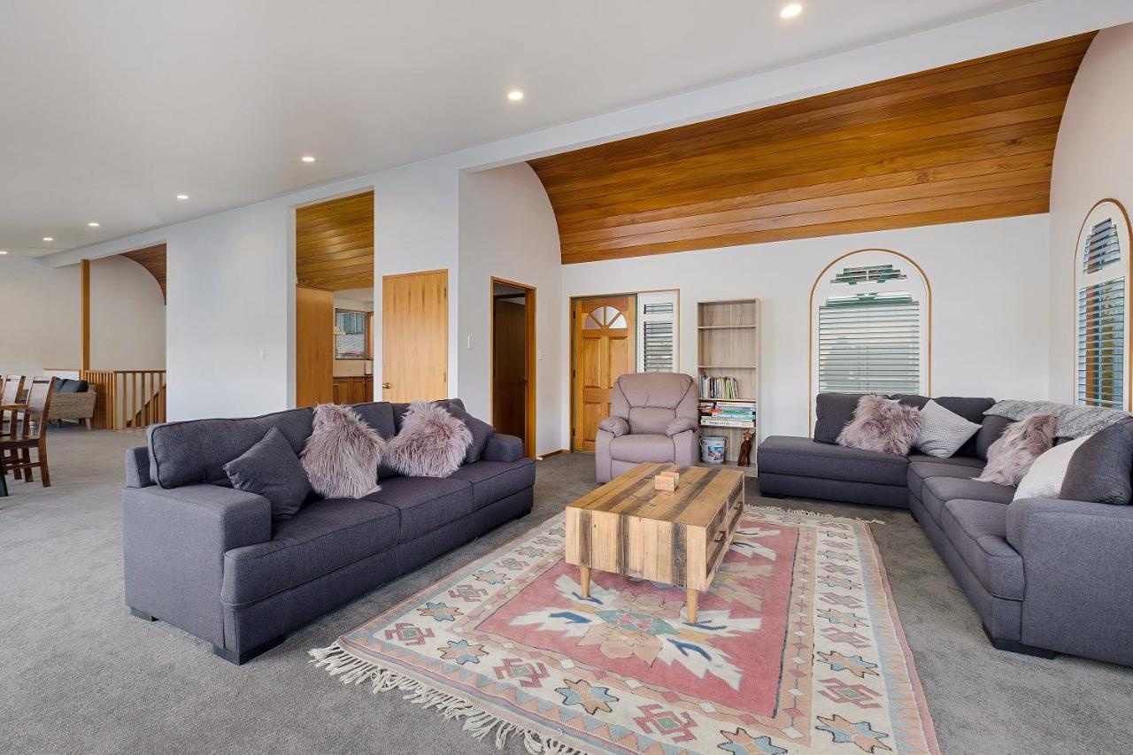 Huge Lakefront Delight - Queenstown Holiday Home Esterno foto